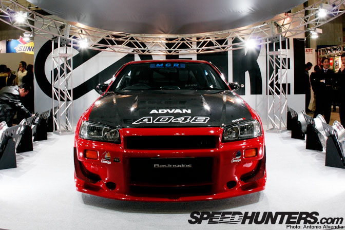 Random Snap>> Matchless Crowd Racing R34 Gtr