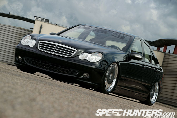 Car Feature>>bagged Benz W203 - Speedhunters