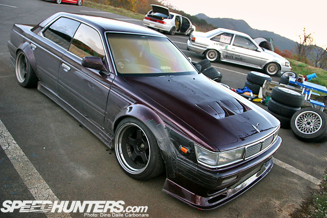 nissan laurel c33 modified