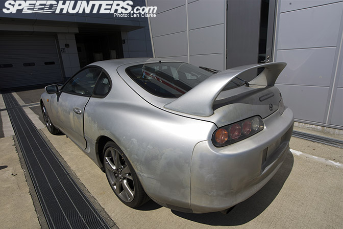 Mechanic Drives Toyota Supra MkIV Into a Train on Test Drive