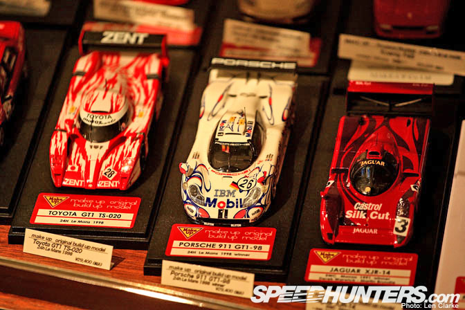 Collectables>> The Ultra Exclusive Make Up Co., Ltd - Speedhunters