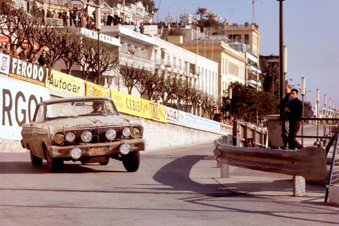 Retrospective>>ford Falcon Rally Cars
