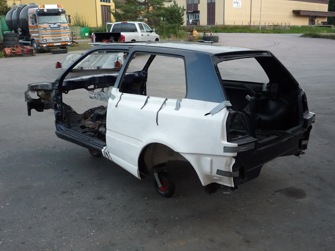 Mk3 Volkswagen Golf Gets BMW Power And RWD Swap