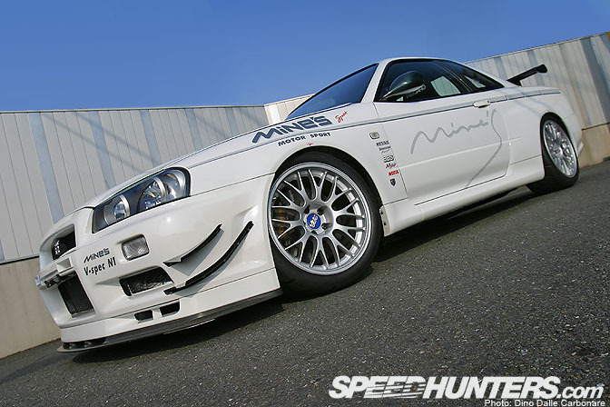 mines r34 nissan skyline gtr price