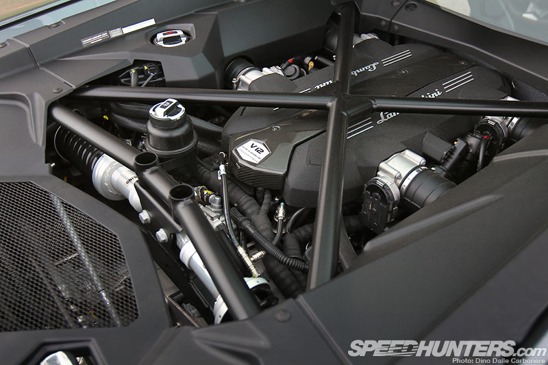 Lamborghini Aventador's all new V12 Engine 691 Hp 