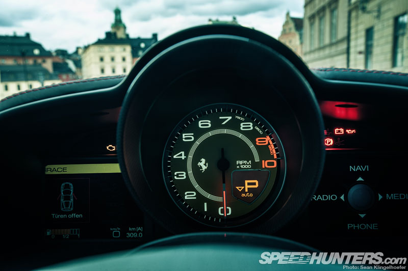 Ferrari 458 Italia Dashboard