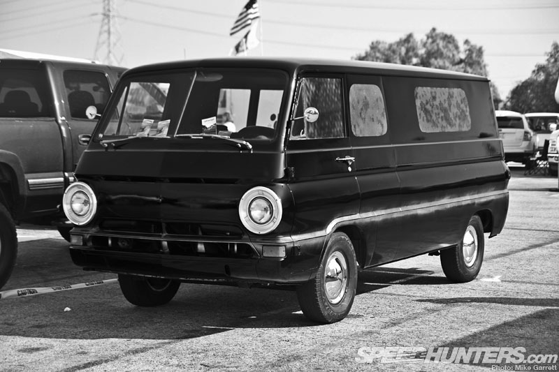 old black van