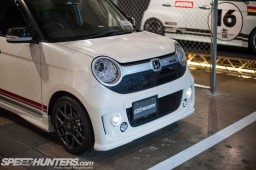 Tokyo-Auto-Salon-2013-Trends-12
