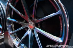 Tokyo-Auto-Salon-2013-Trends-21
