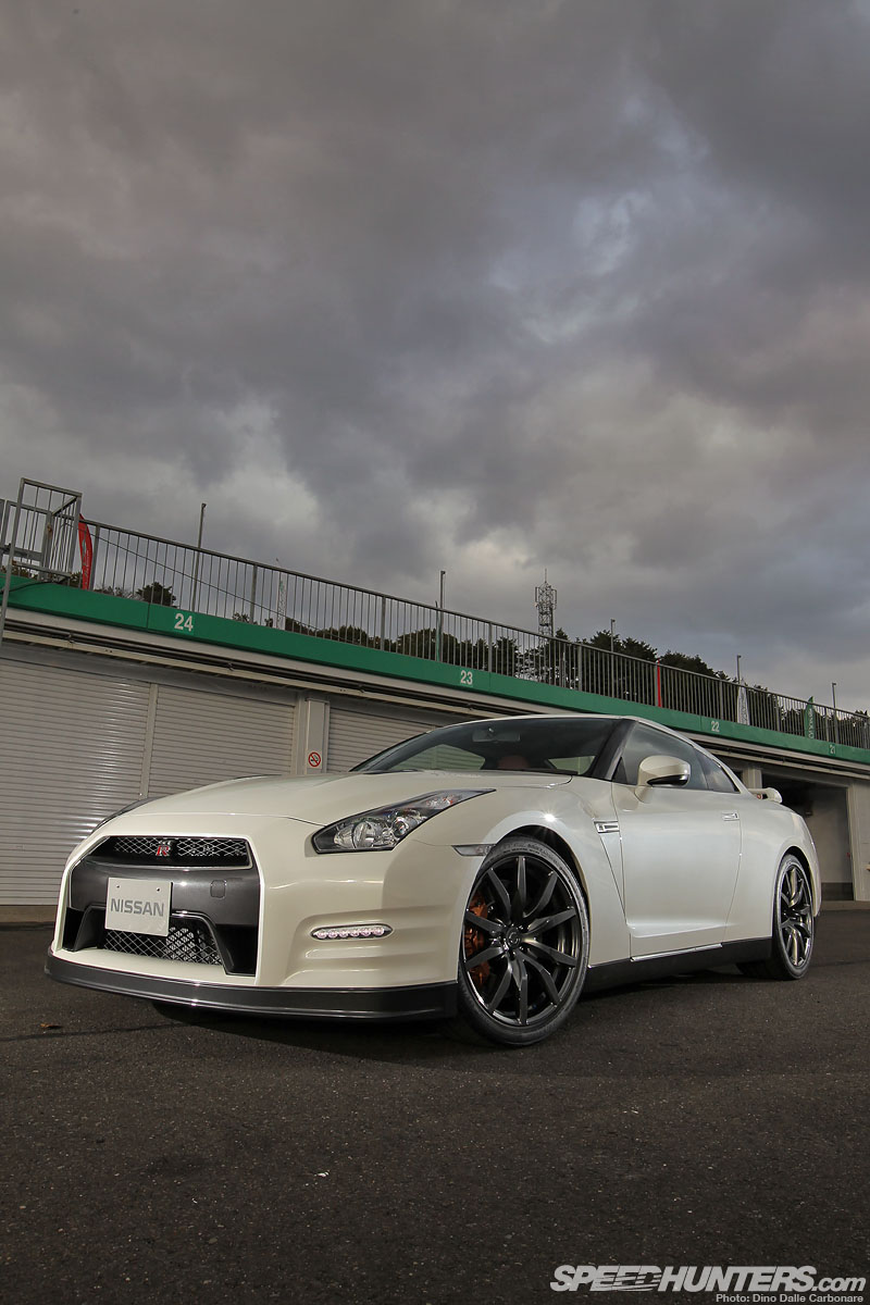 nissan gtr evolution specs