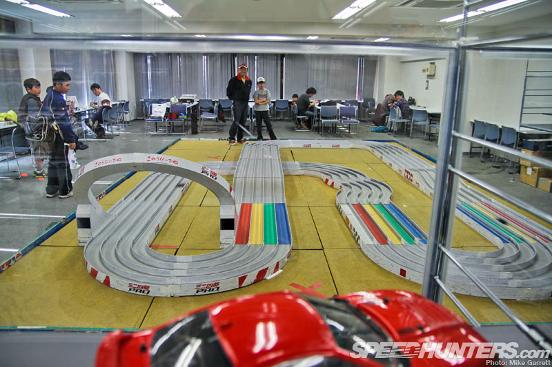 tamiya car track