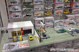 Japan-Collectables-44