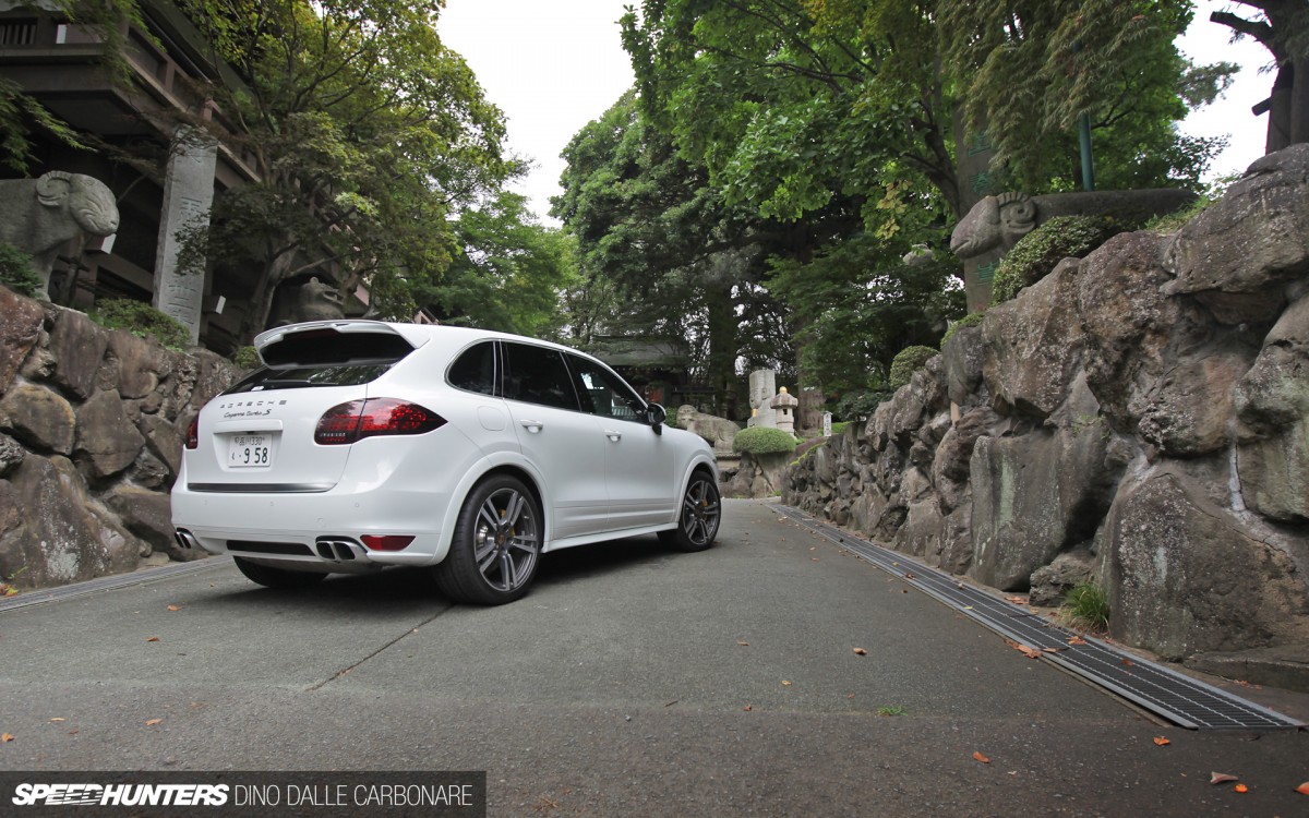 Porsche Cayenne Turbo – Pursuit Systems