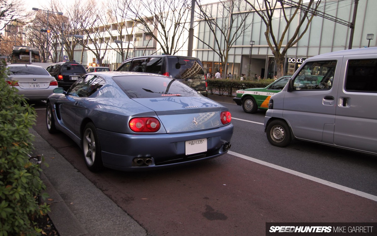 Cars and porn in Fukuoka