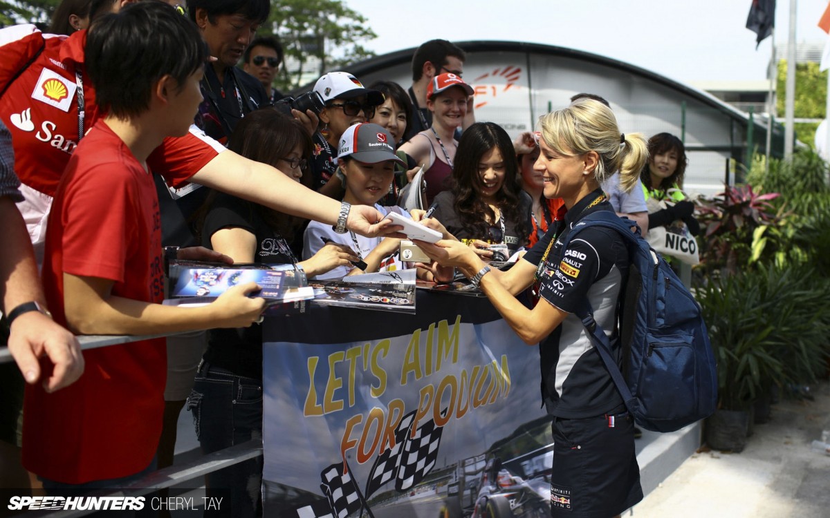 Singapore_Formula_1_Grand_Prix-17