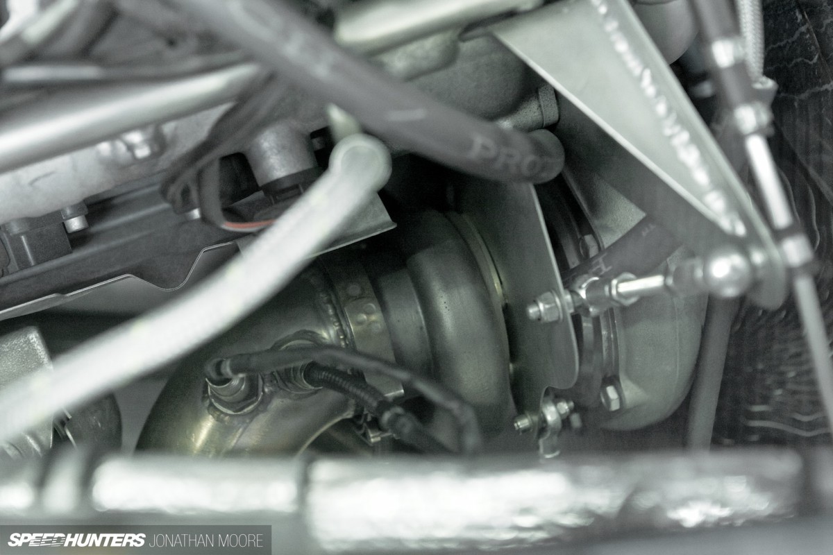 The workshop of specialist Porsche tuners 9FF