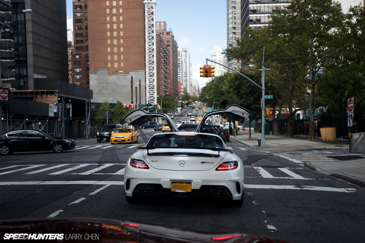 Larry_Chen_Speedhunters_SLS_AMG_BLACK_300SL-10