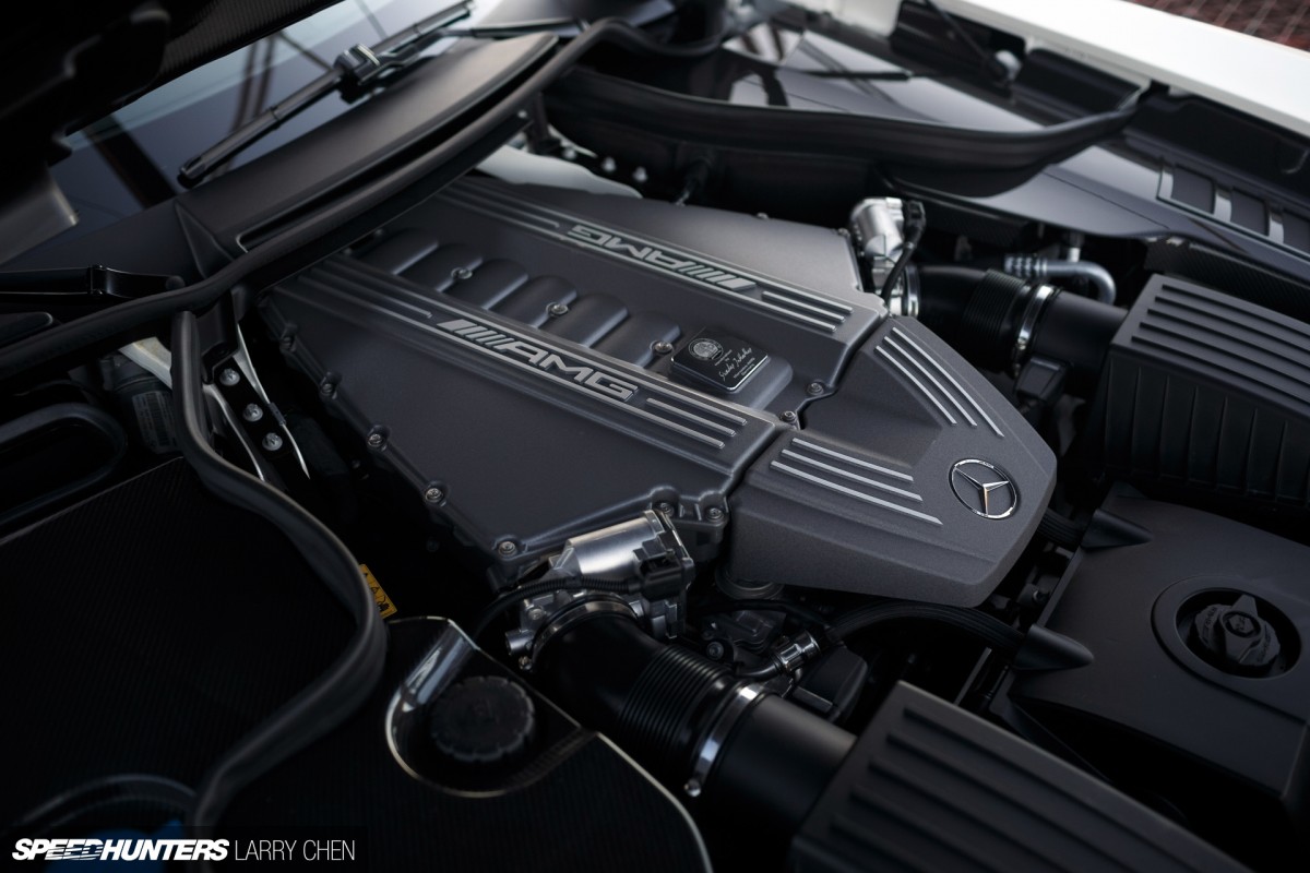 Larry_Chen_Speedhunters_SLS_AMG_BLACK_300SL-29