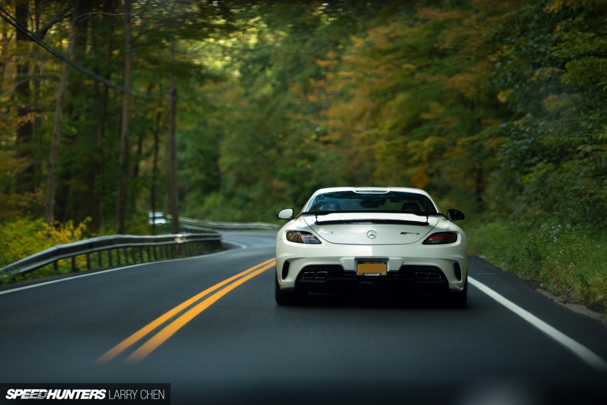 Larry_Chen_Speedhunters_SLS_AMG_BLACK_300SL-6