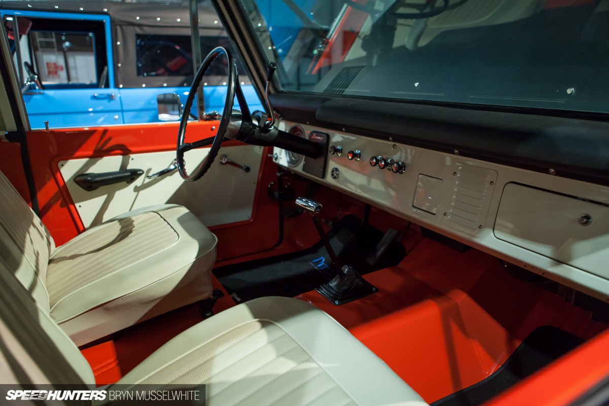 Off Road Trucks SEMA 2013-21