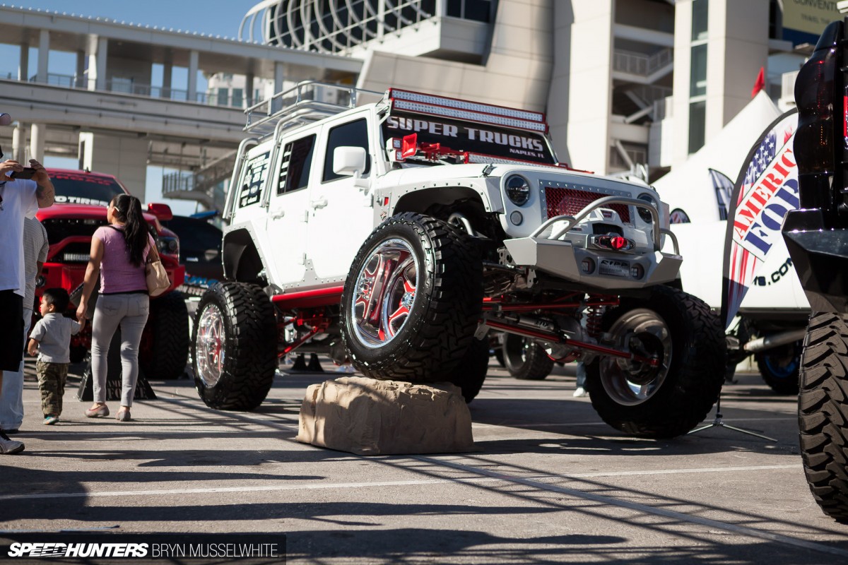Off Road Trucks SEMA 2013-40