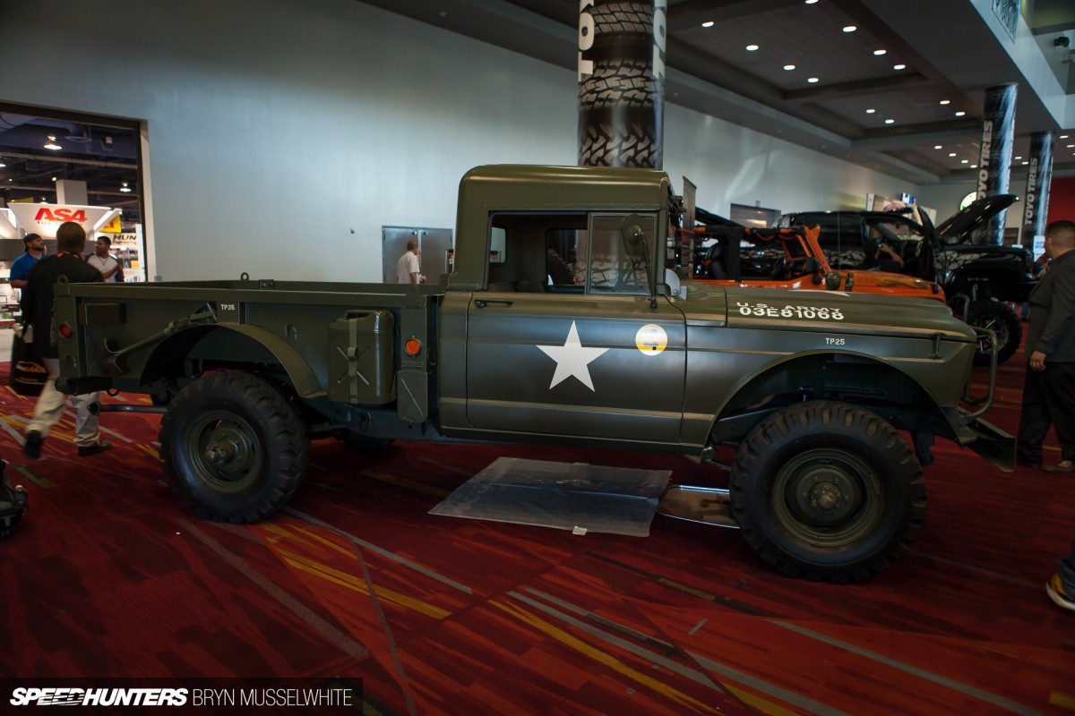Off Road Trucks SEMA 2013-55