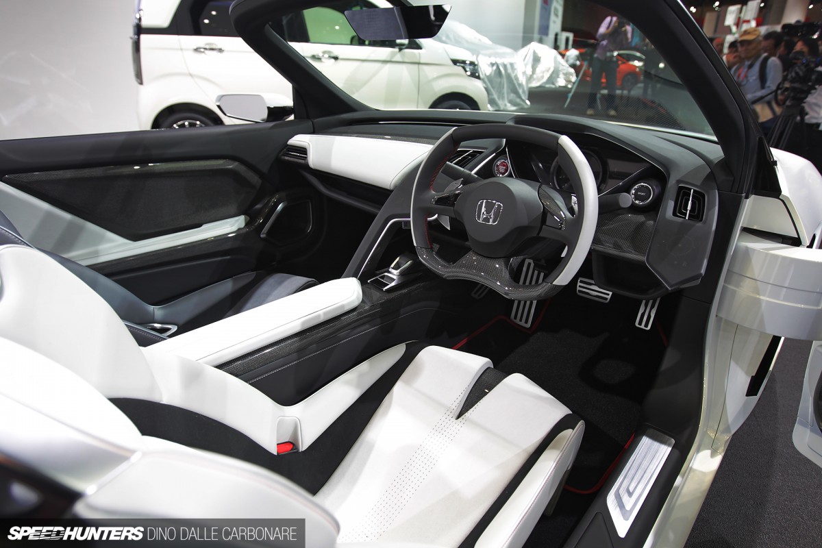 Tokyo-Motorshow-2013-09