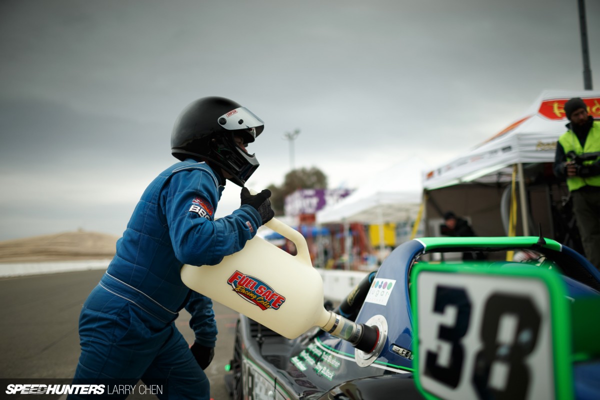 Larry_Chen_Speedhunters_25hours_of_thunderhill_13-8