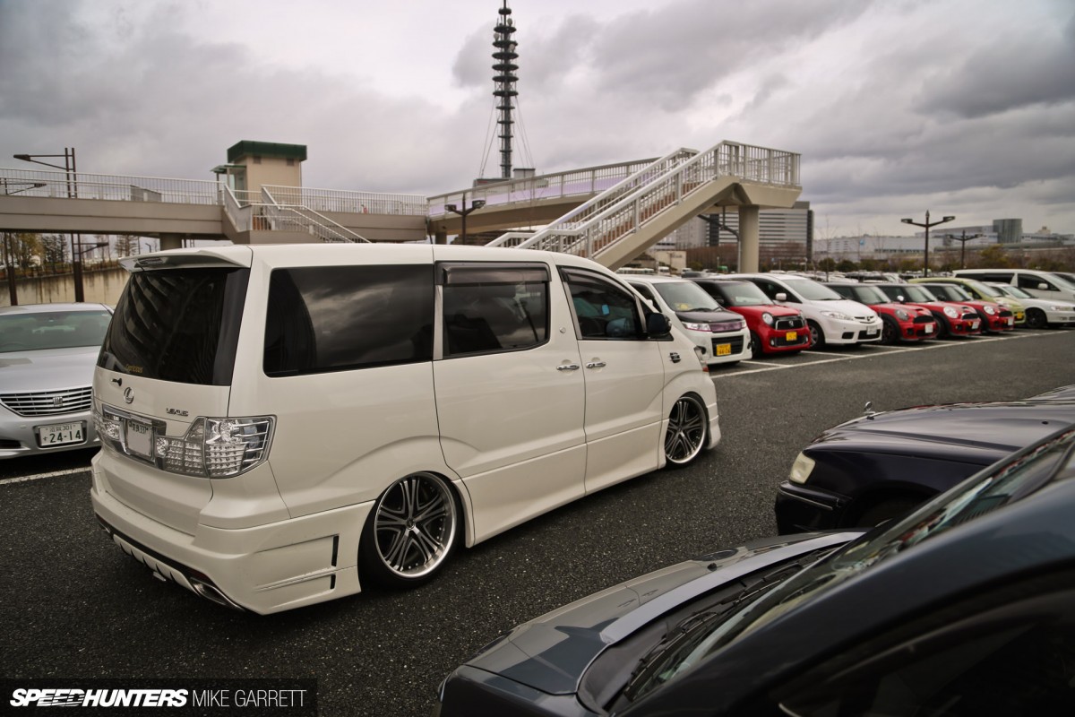 Osaka-Auto-Messe-19-2 copy