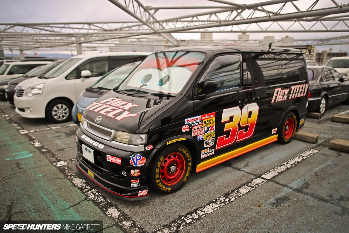 Osaka-Auto-Messe-38-2 copy