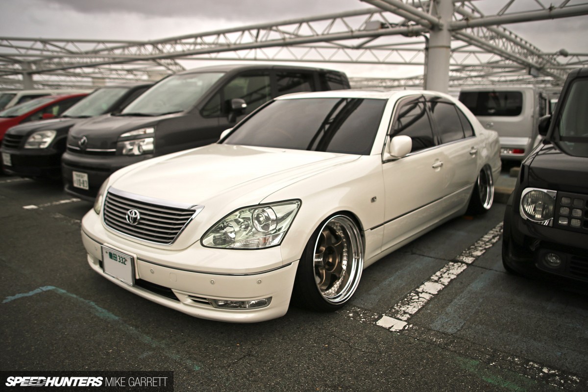 Osaka-Auto-Messe-41-2 copy