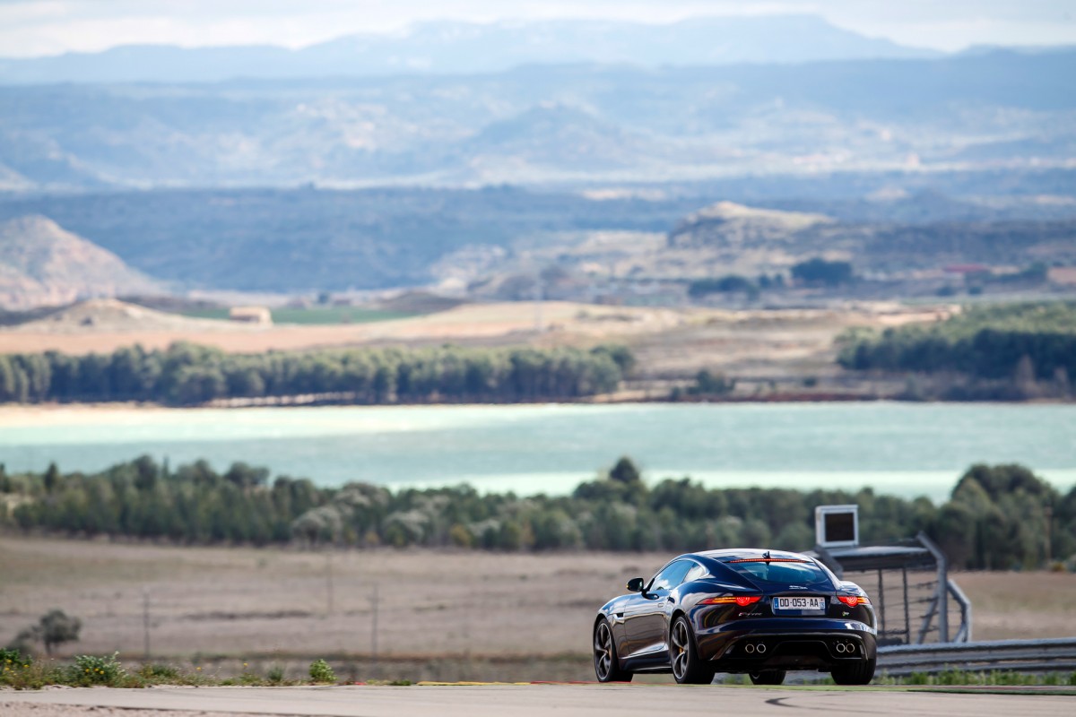Larry_Chen_Speedhunters_Jaguar_Ftype_coupe-26