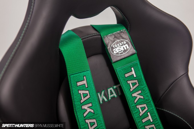 Takata Seats harnesses how to-10