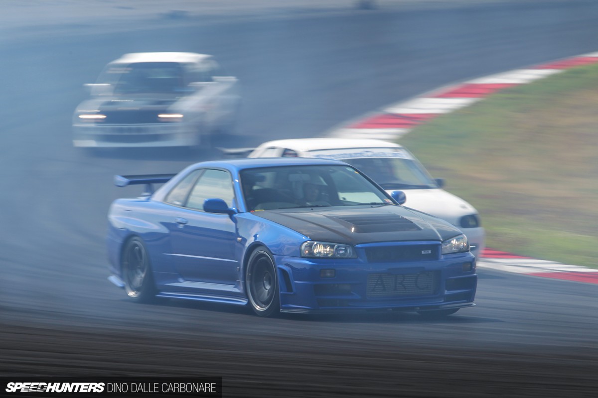 Nissan Skyline R34 GTR VSPEC 2001 – Drift For U