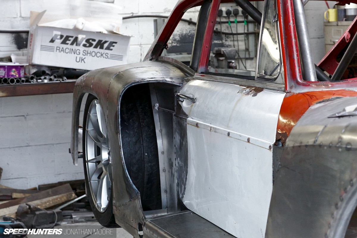 Jason_Shalders_MGB_GT3-023