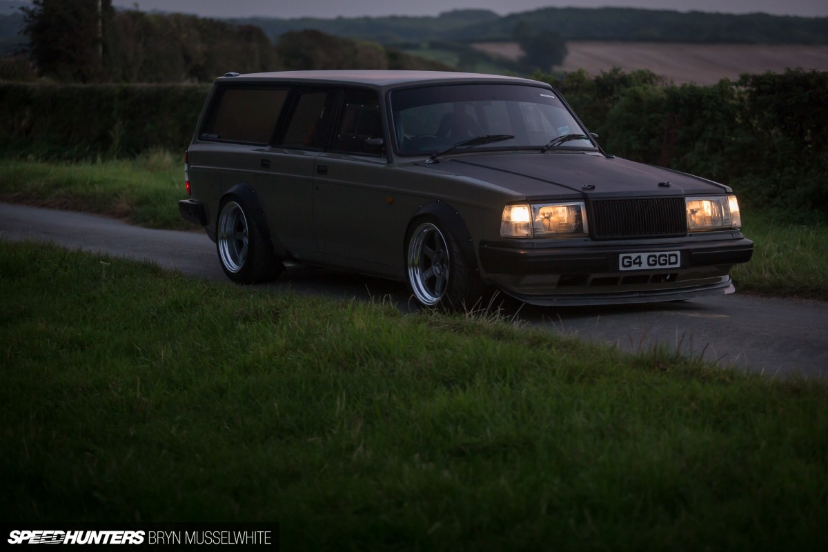 Volvo Rays Wheels TE37-11