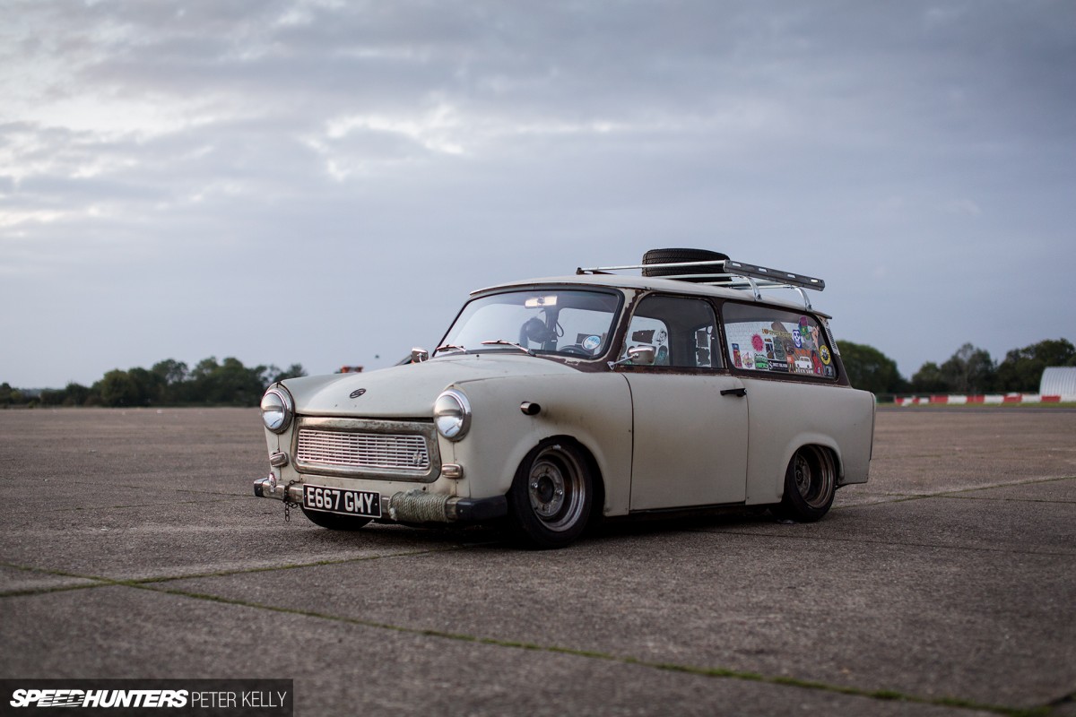 Trabant13