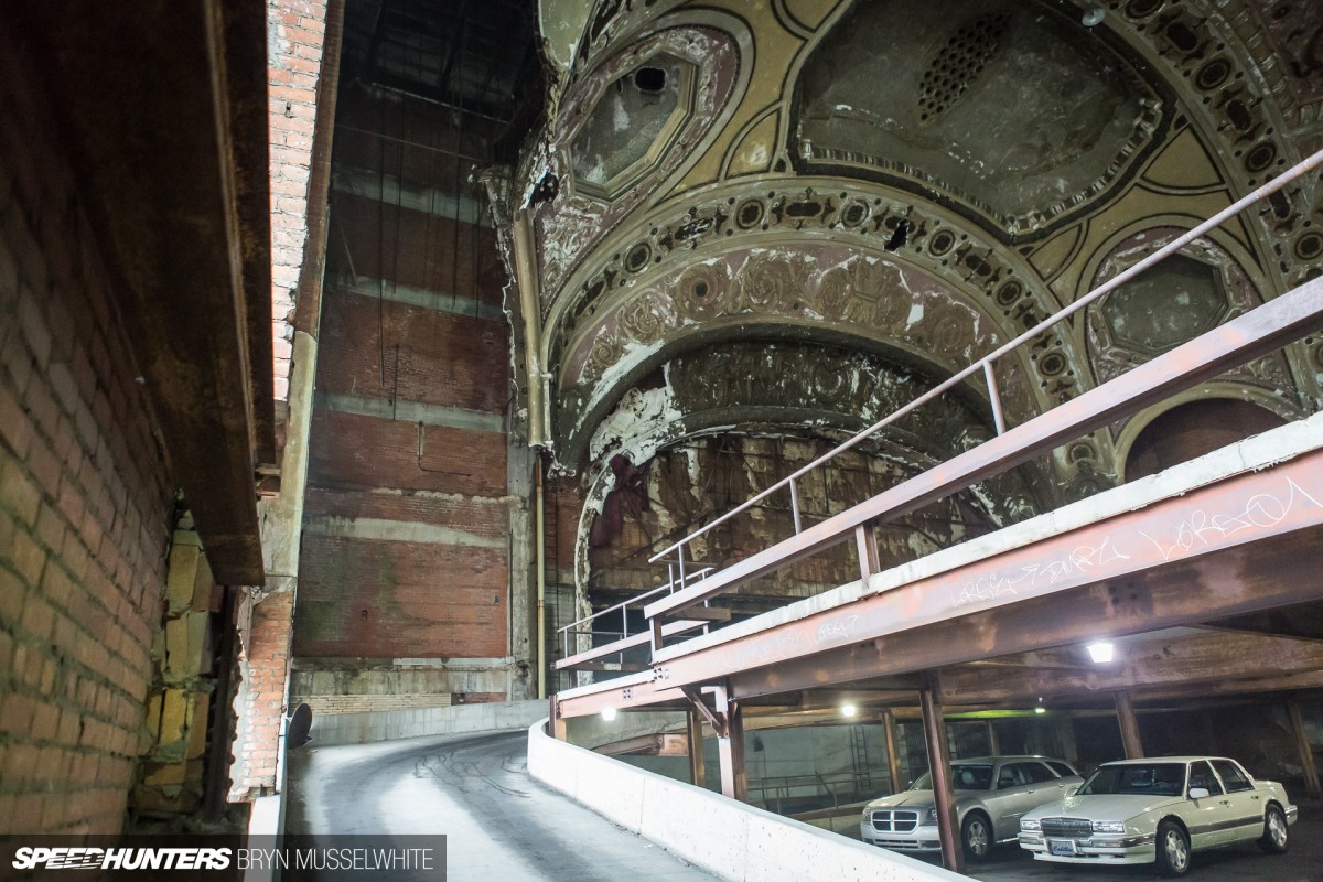 Michigan Building Theatre Car Park Garage-4