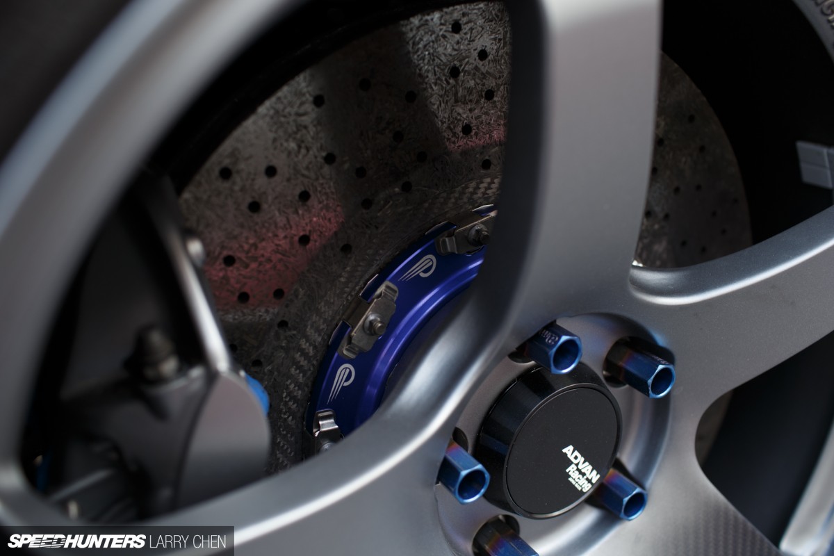 Larry_Chen_Bulletproof_Carbon_GTR-23