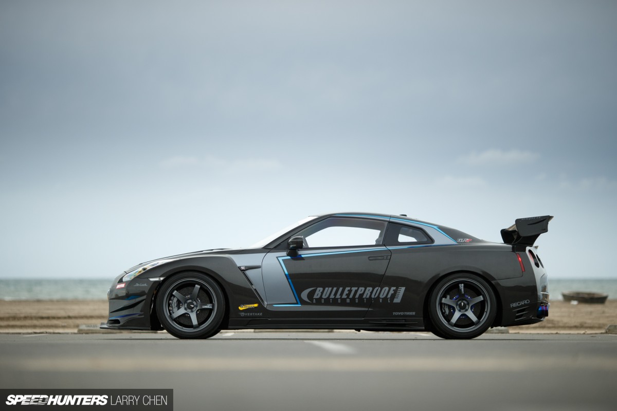 Larry_Chen_Bulletproof_Carbon_GTR-3