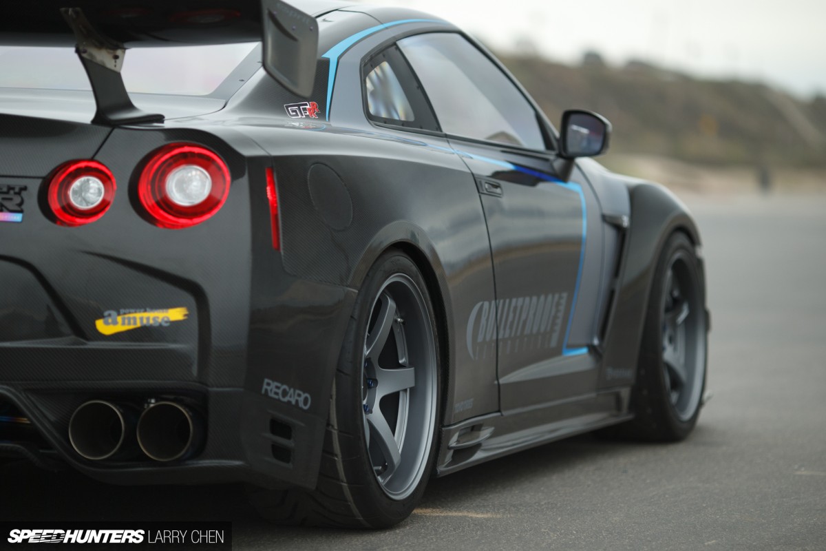 Larry_Chen_Bulletproof_Carbon_GTR-35