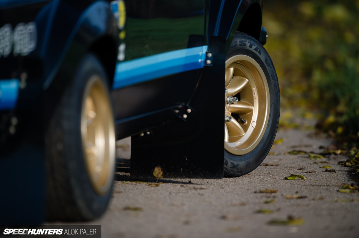 ford escort mud flaps