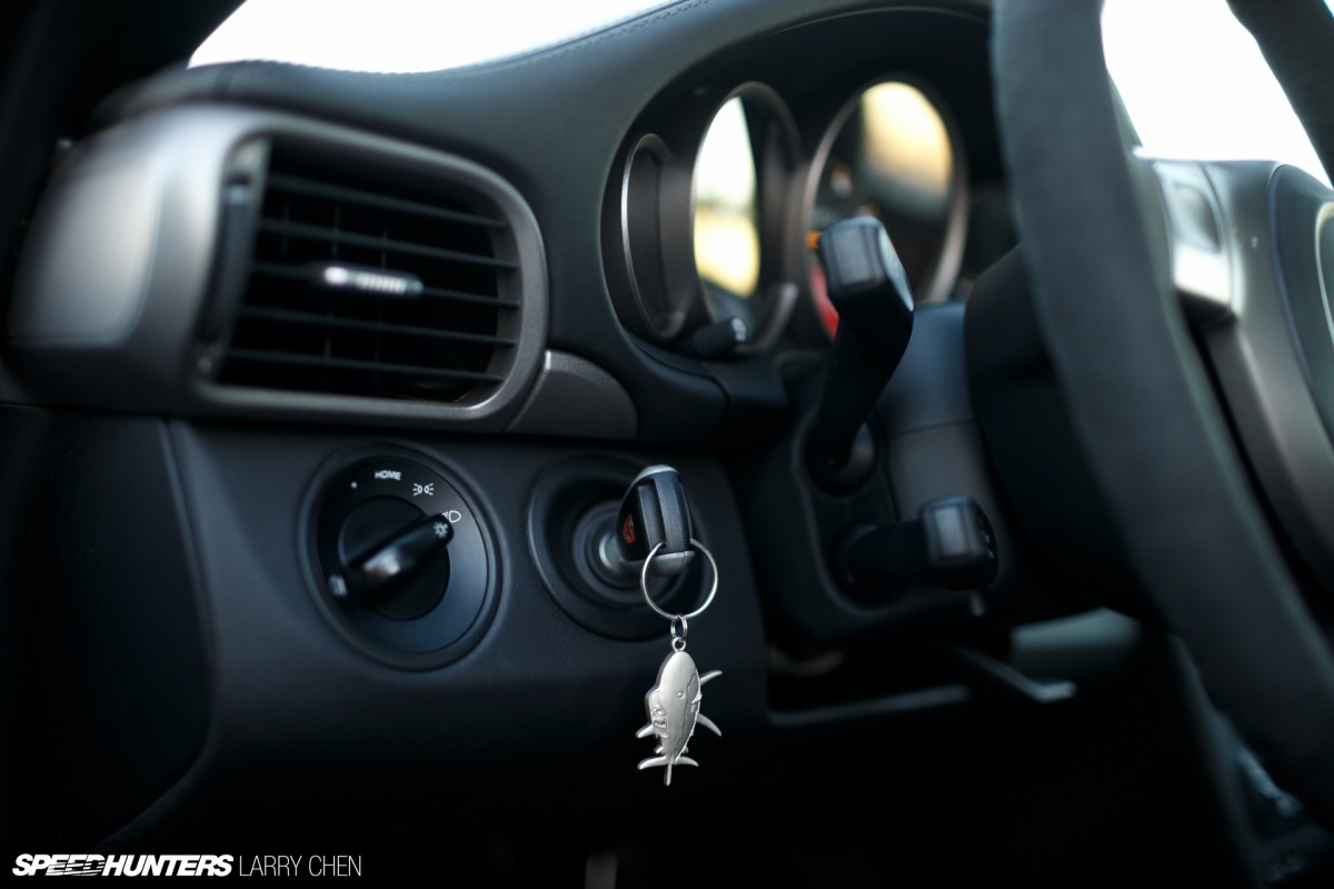 Larry_Chen_speedhunters_sharkwerks_magnus_walker_porsche_gt2-20