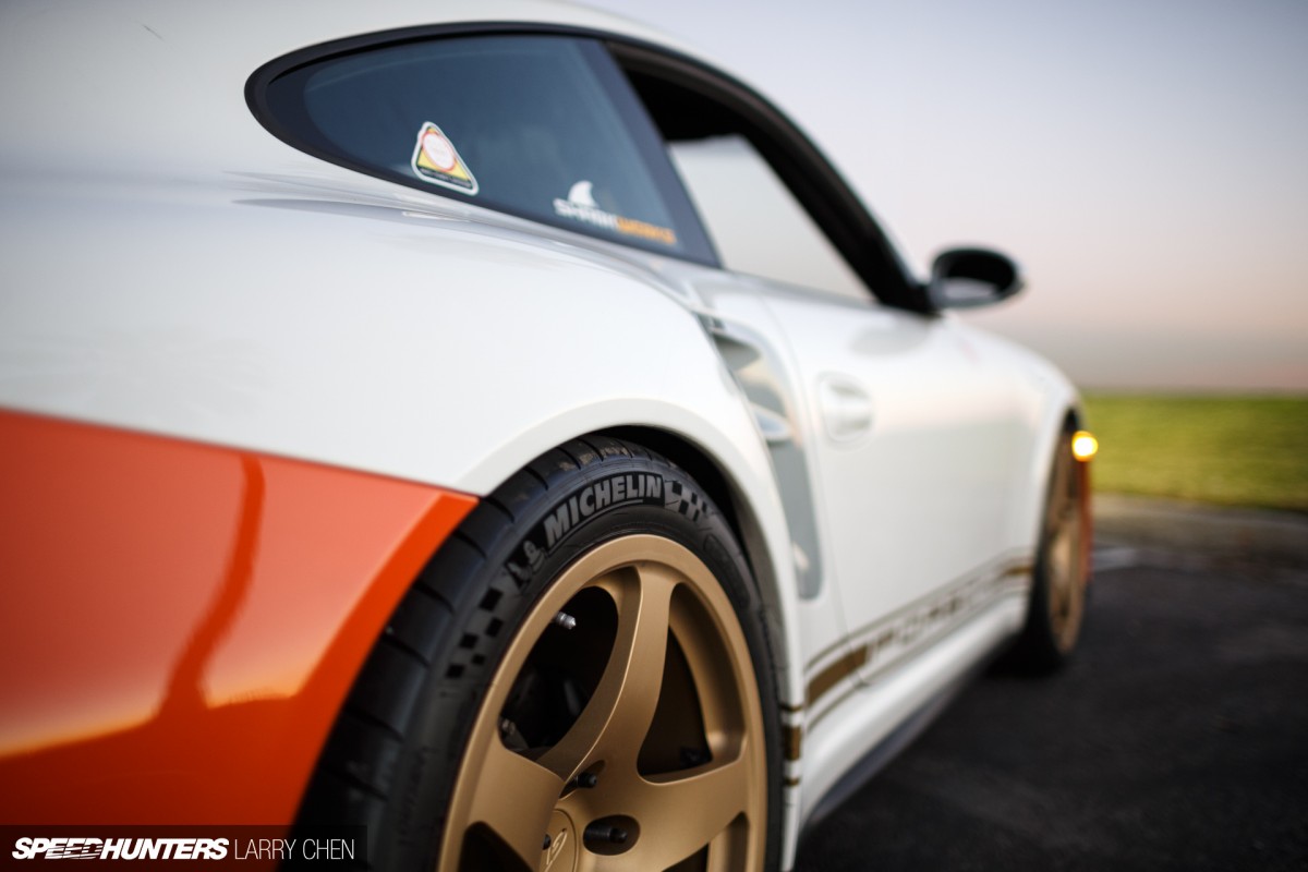 Larry_Chen_speedhunters_sharkwerks_magnus_walker_porsche_gt2-35