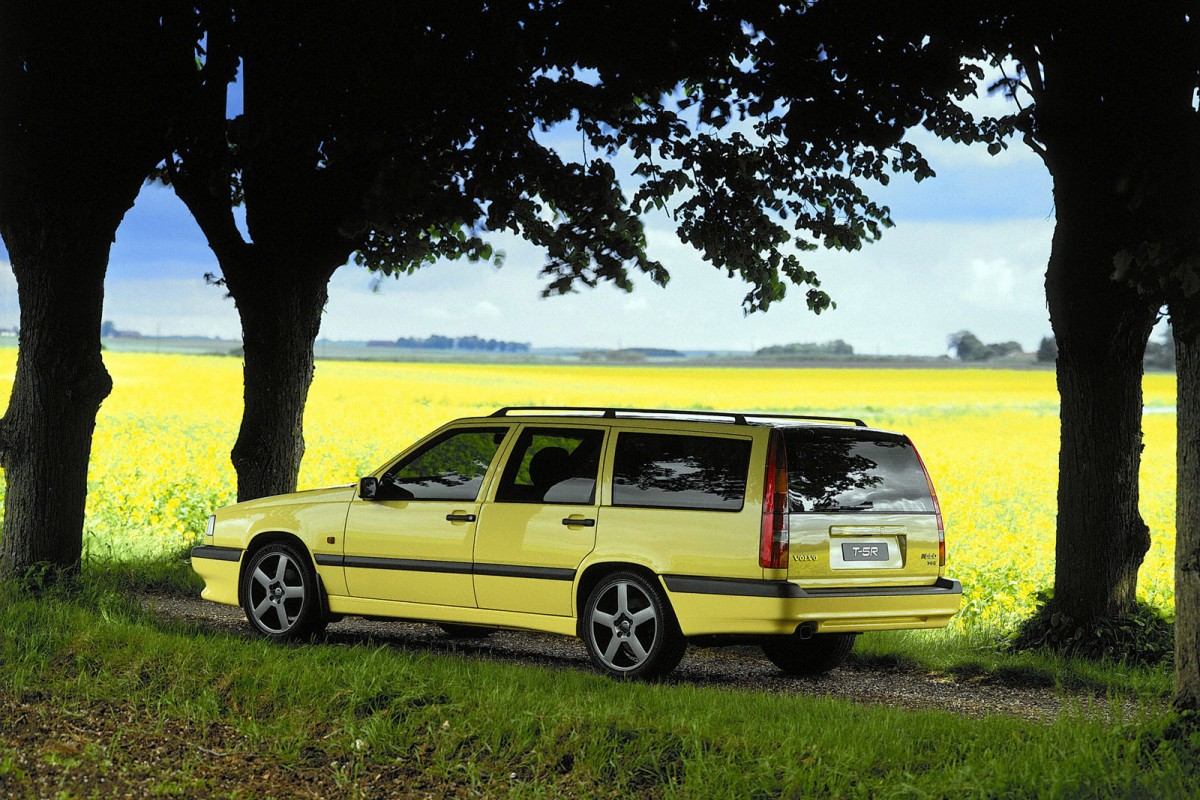 http://www.autogaleria.hu -