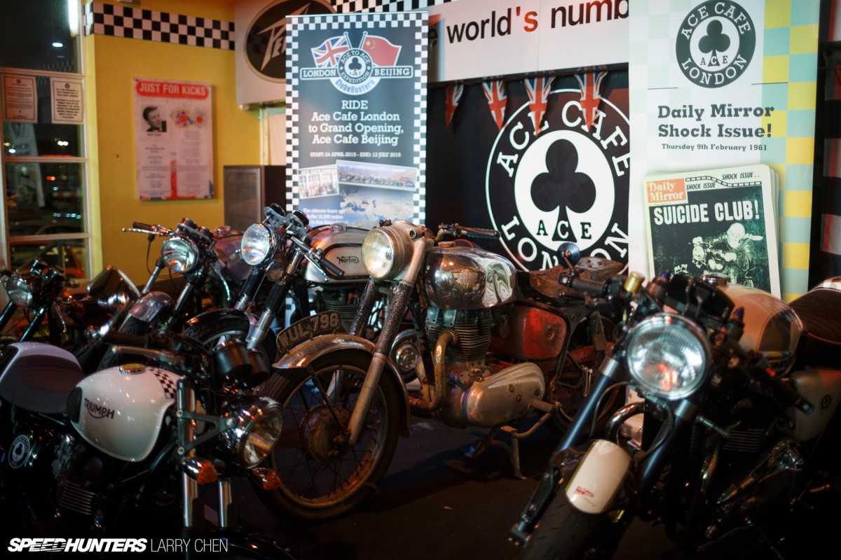 Larry_Chen_Speedhunters_ace_cafe_porsche_night-13