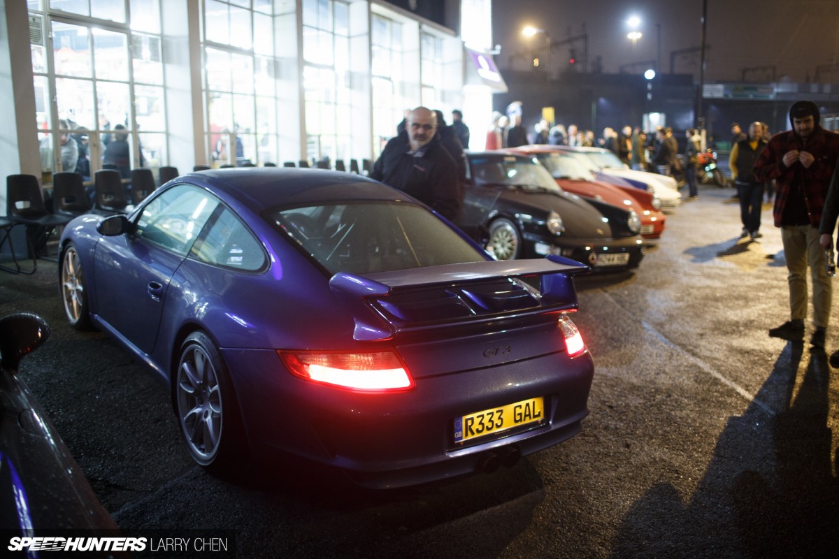 Larry_Chen_Speedhunters_ace_cafe_porsche_night-35
