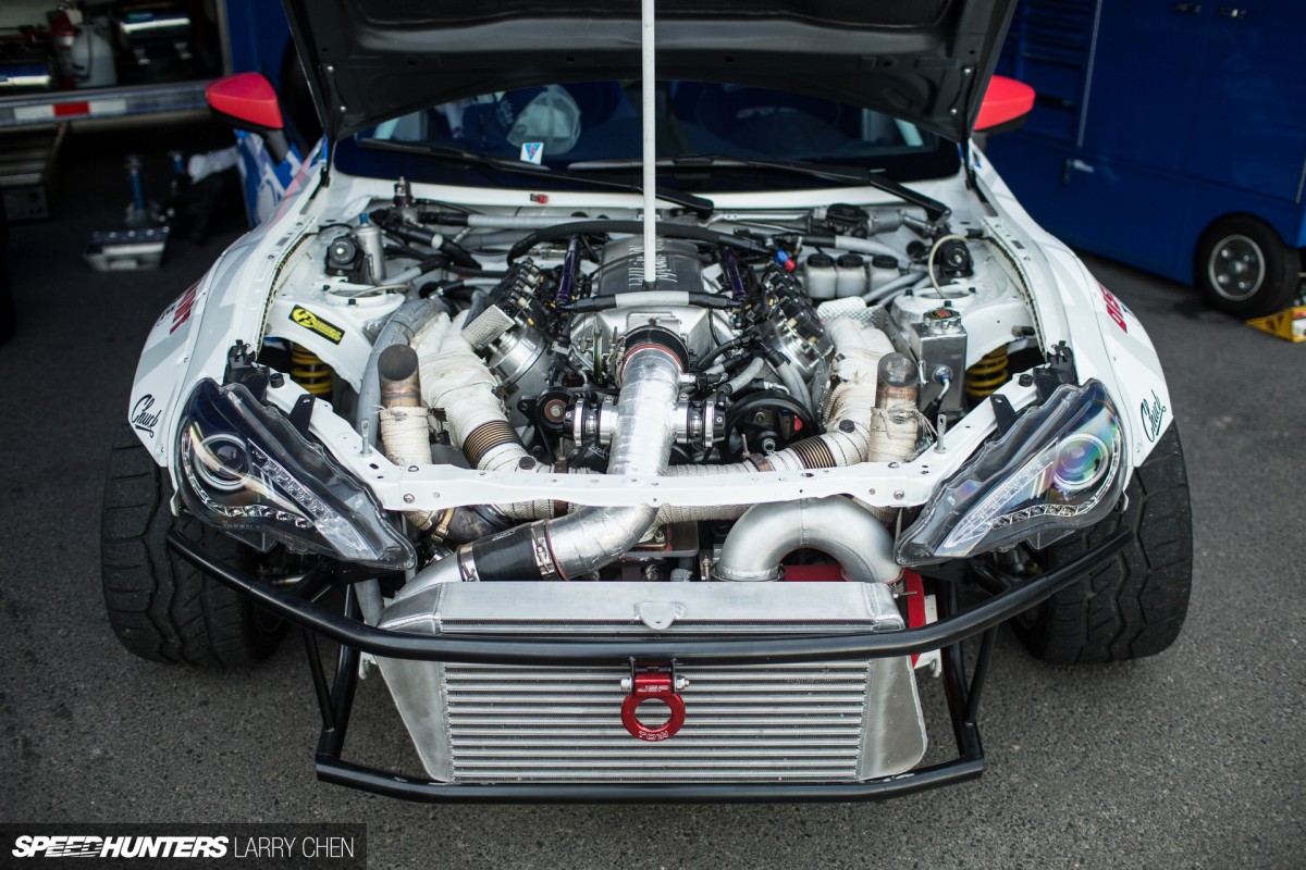 Larry_Chen_Speedhunters_engine_bays_of_Formula_drift_2015-23