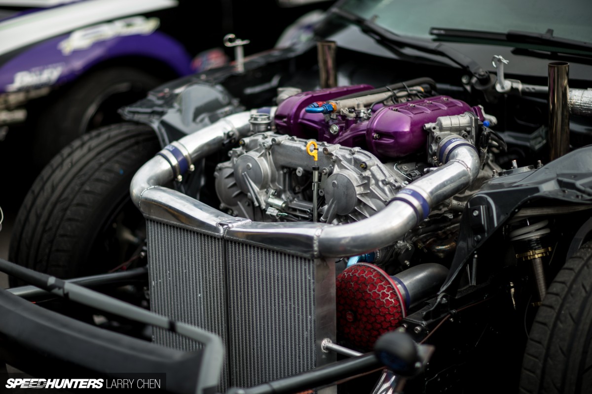 Larry_Chen_Speedhunters_engine_bays_of_Formula_drift_2015-5