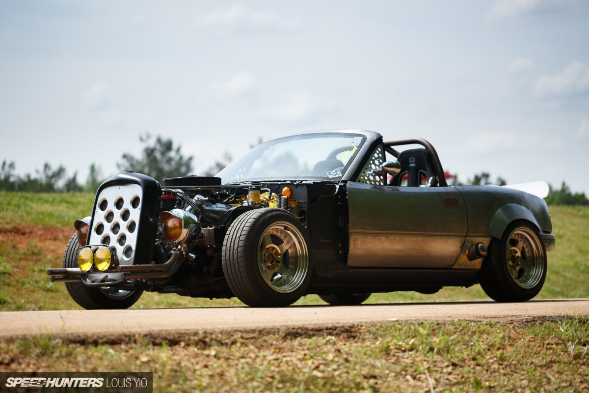 Cars-of-Aug15_Louis_Yio_Speedhunters_RatRod_Miata_2015-1